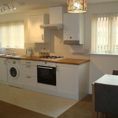 At Home In The City Serviced Apartments Newport 外观 照片