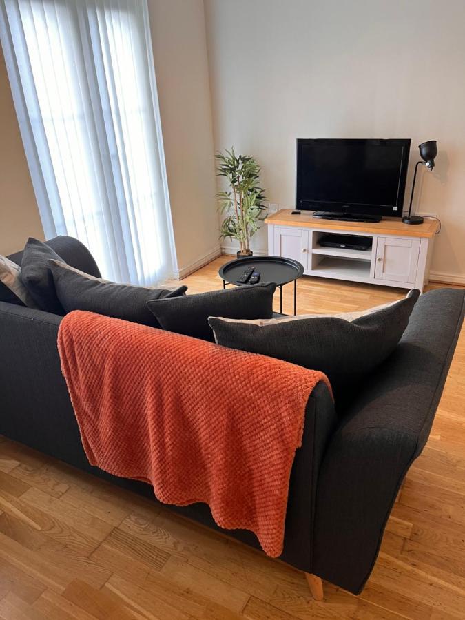 At Home In The City Serviced Apartments Newport 外观 照片