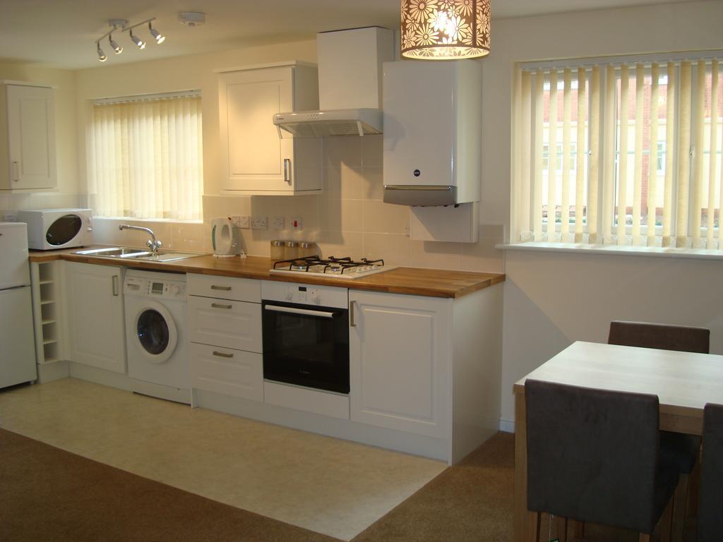 At Home In The City Serviced Apartments Newport 外观 照片